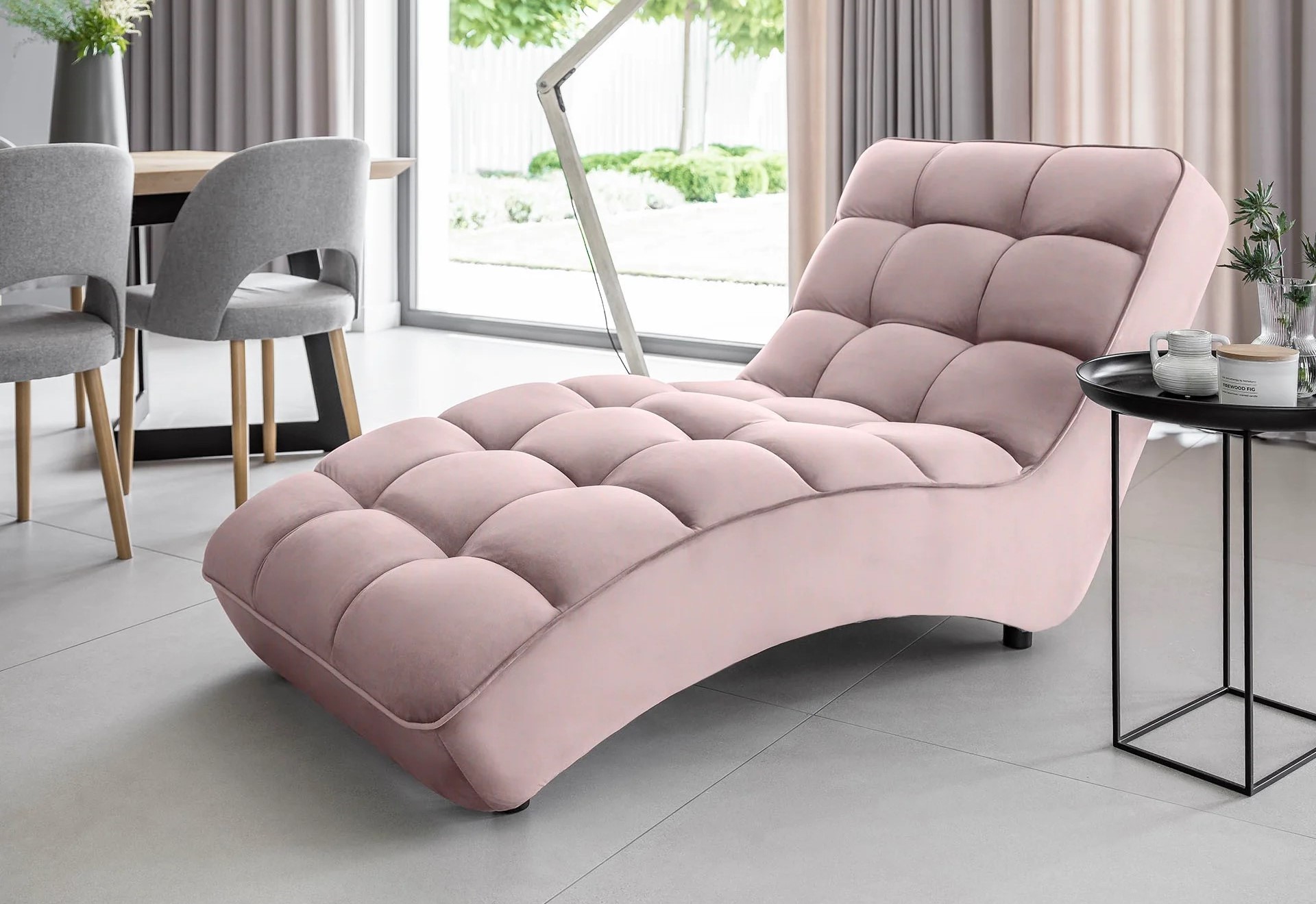 Plymouth Premium Touch Lounge LC24