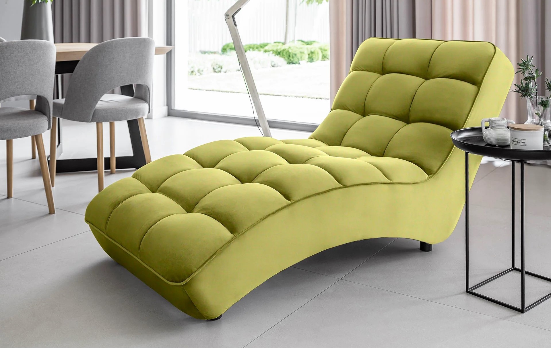 Plymouth Premium Touch Lounge LC33